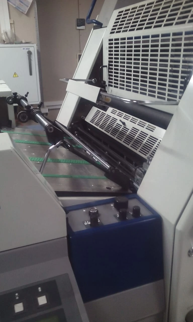 Adast Dominant 700 4