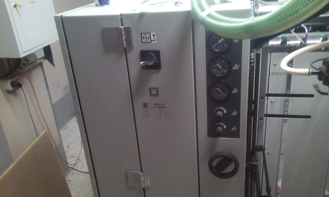 Adast Dominant 700 4